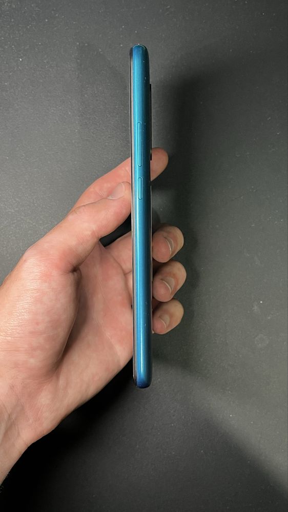 Redmi 9, 4/64 идеальное состояние