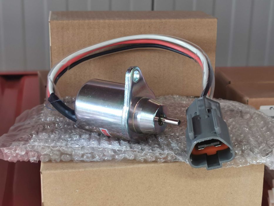 Piese pentru motor Kubota, termostat