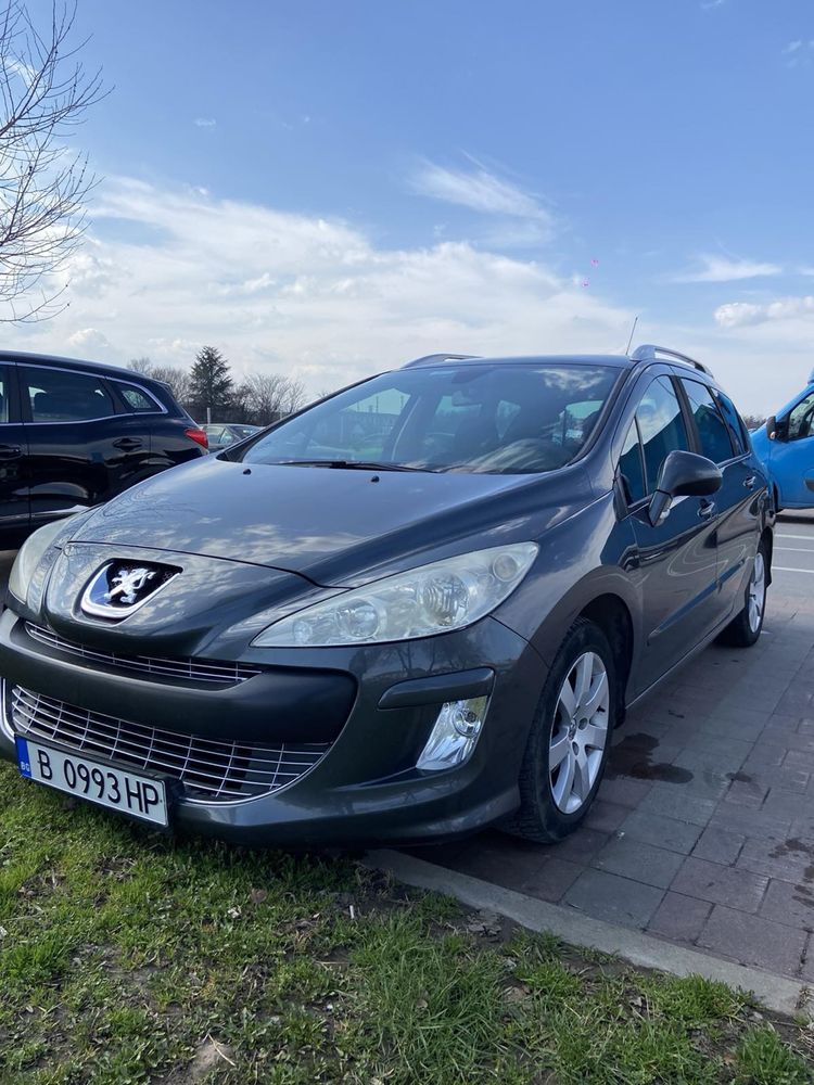 Продавам peugeot 308