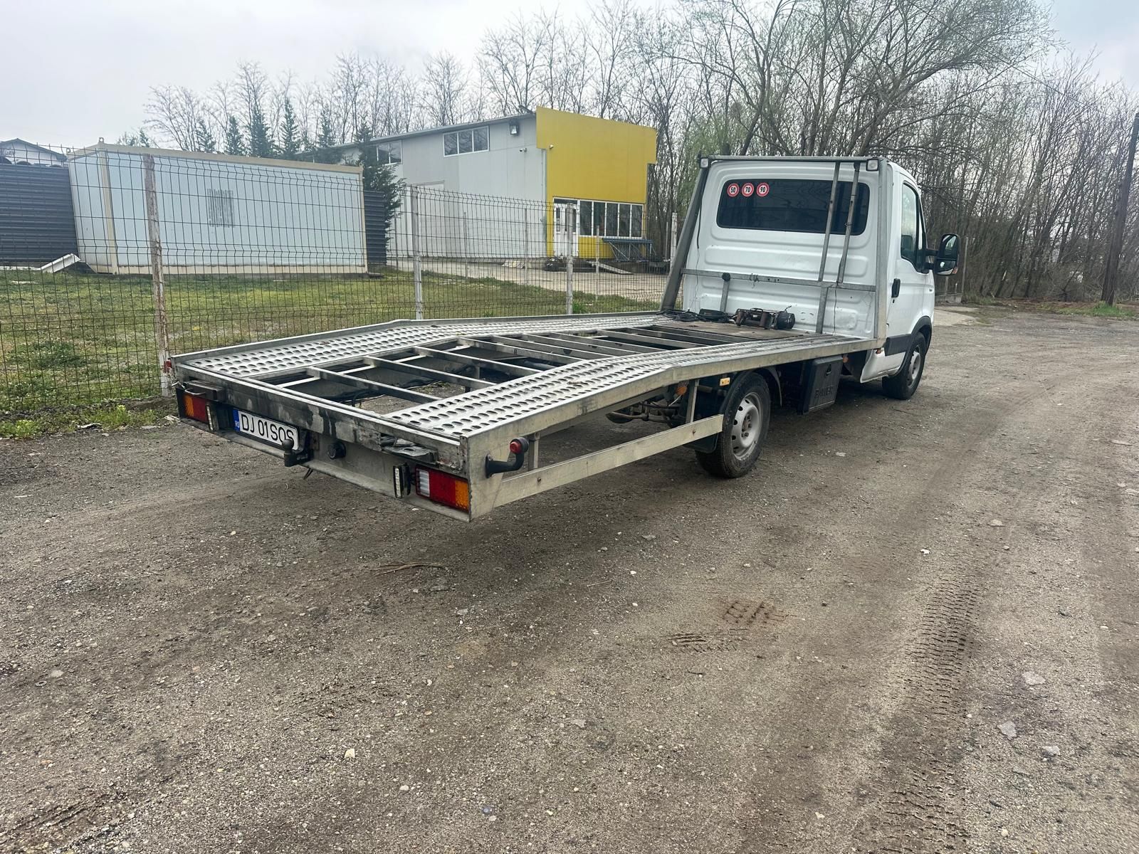 Iveco  daily 2,3 an 2010