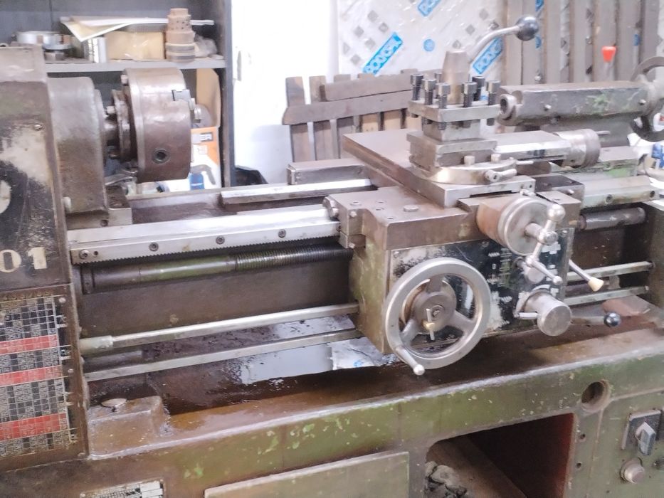 Strung unguresc EE 250