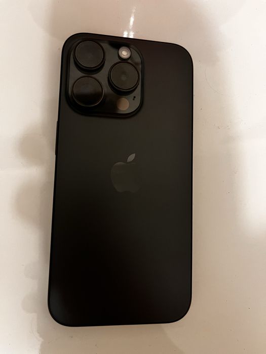 Iphone 15 Pro 100% Battery Health