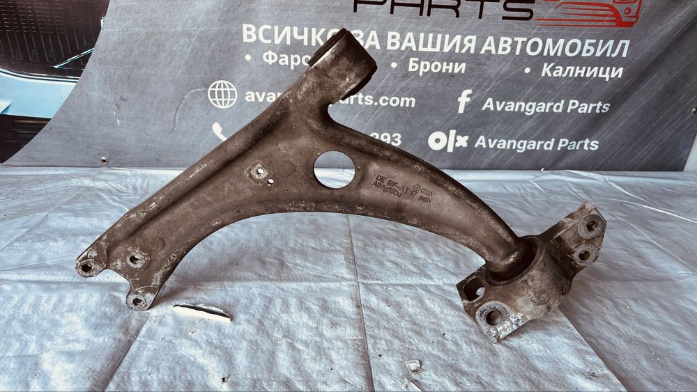 Тампон и носач VW Sharan 2014г.
