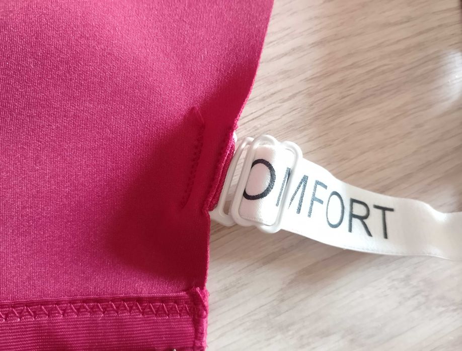 Sutien cu sistem dublu push-up