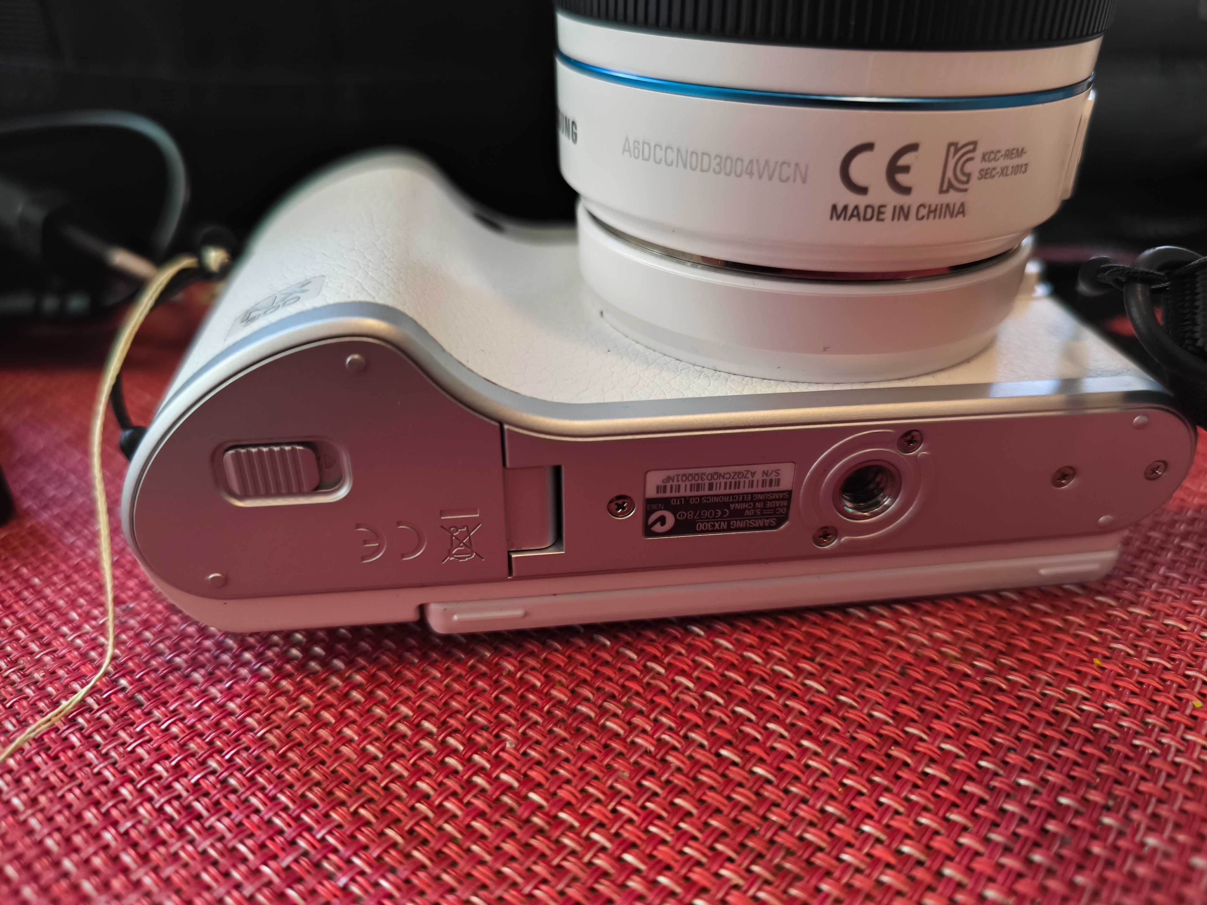 Фотоапарат камера Samsung NX300 като нов