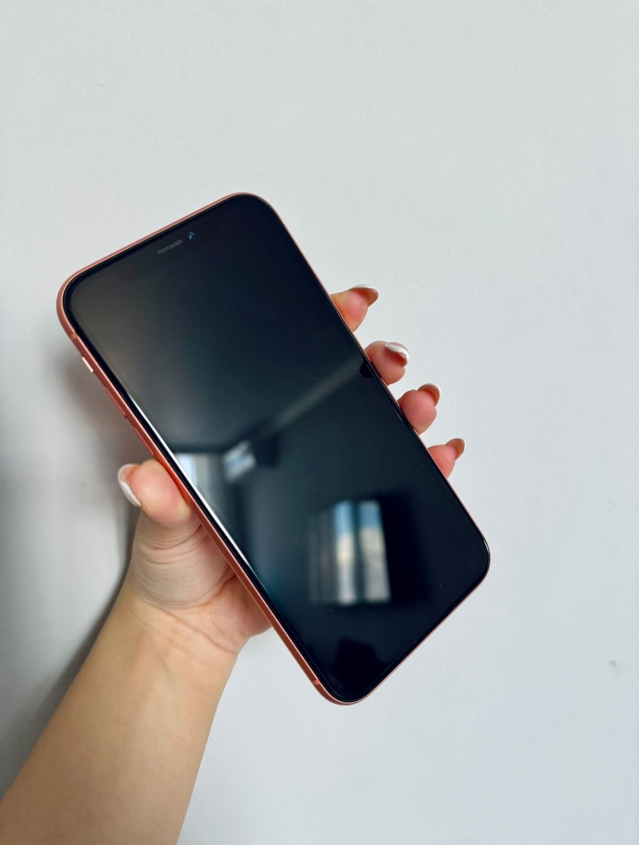 Коралловый IPhone XR 64GB