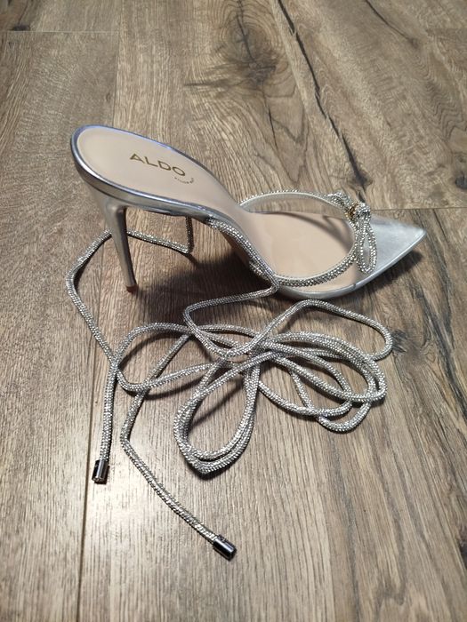 Чисто нови сандали Aldo