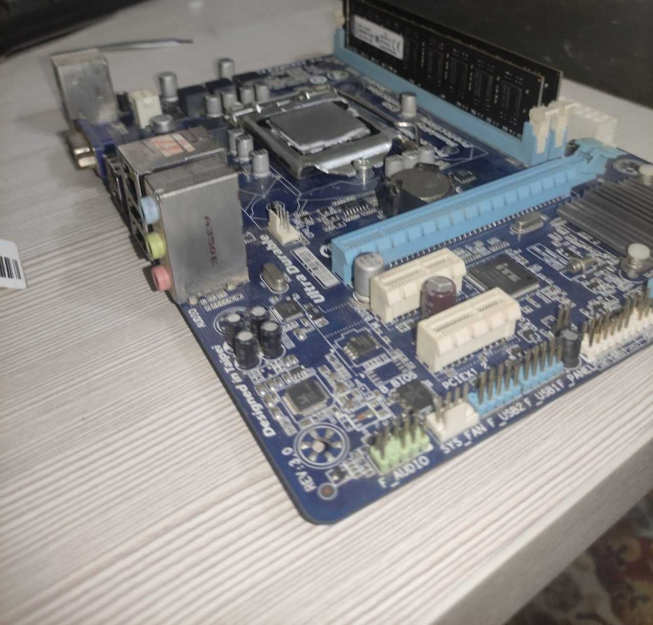 Комплект Xeon E3 1270(аналог i7-3770) + H61 + 16GB + Кулер