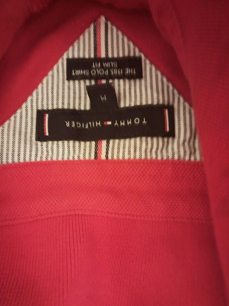 Фанелка на Tommy Hilfiger