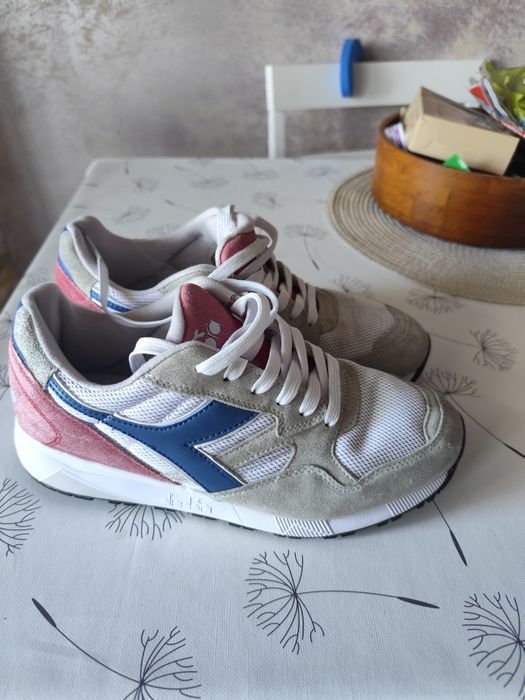Adidași Diadora 42