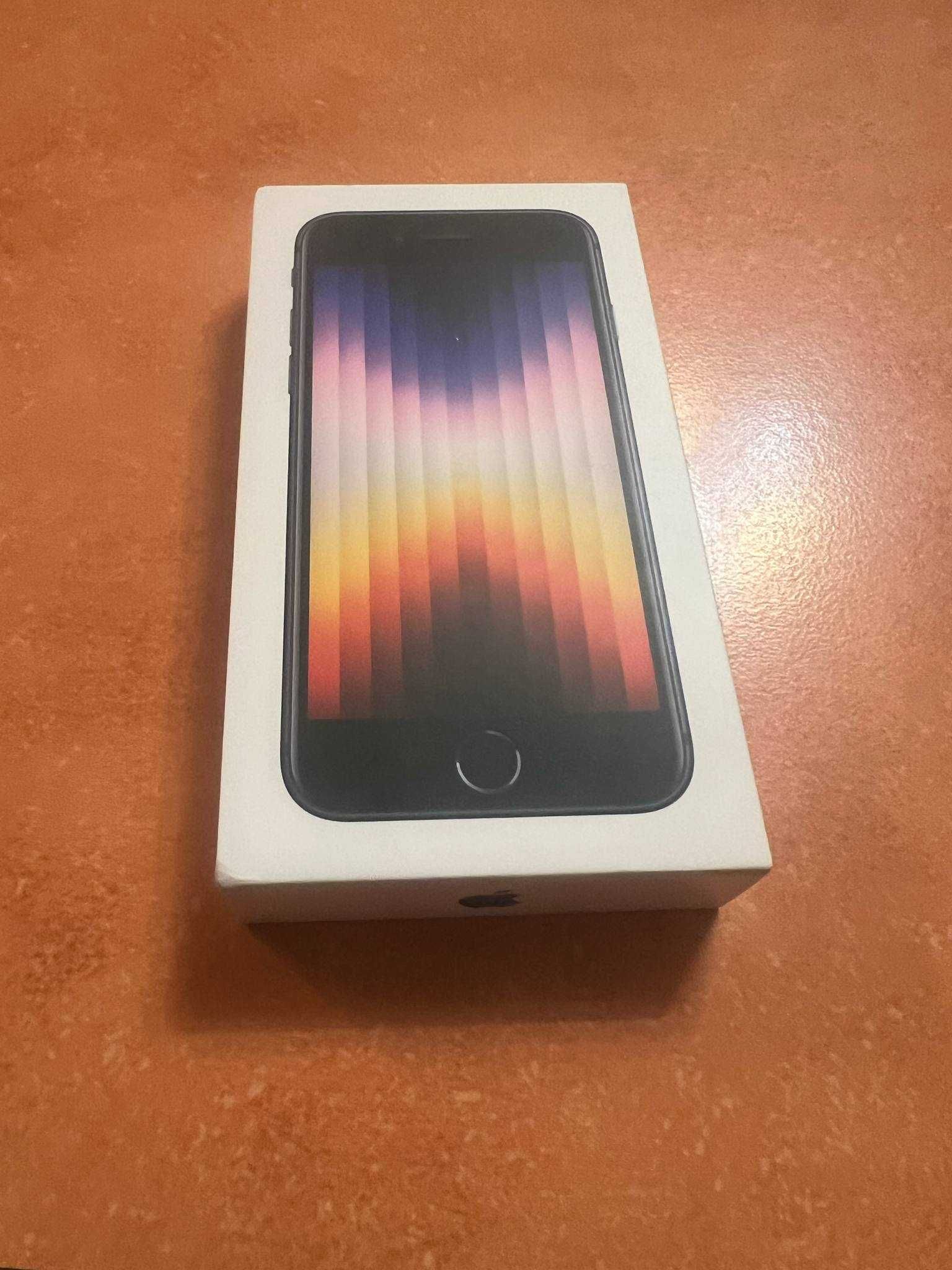 iPhone SE; Midnight; 128 GB; Model A2783 чисто нов, неотваряна кутия