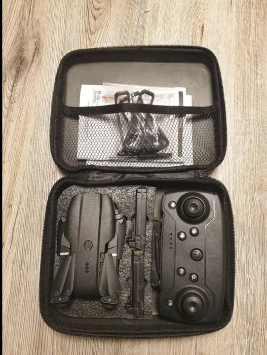 Квадрокоптер дрон E99