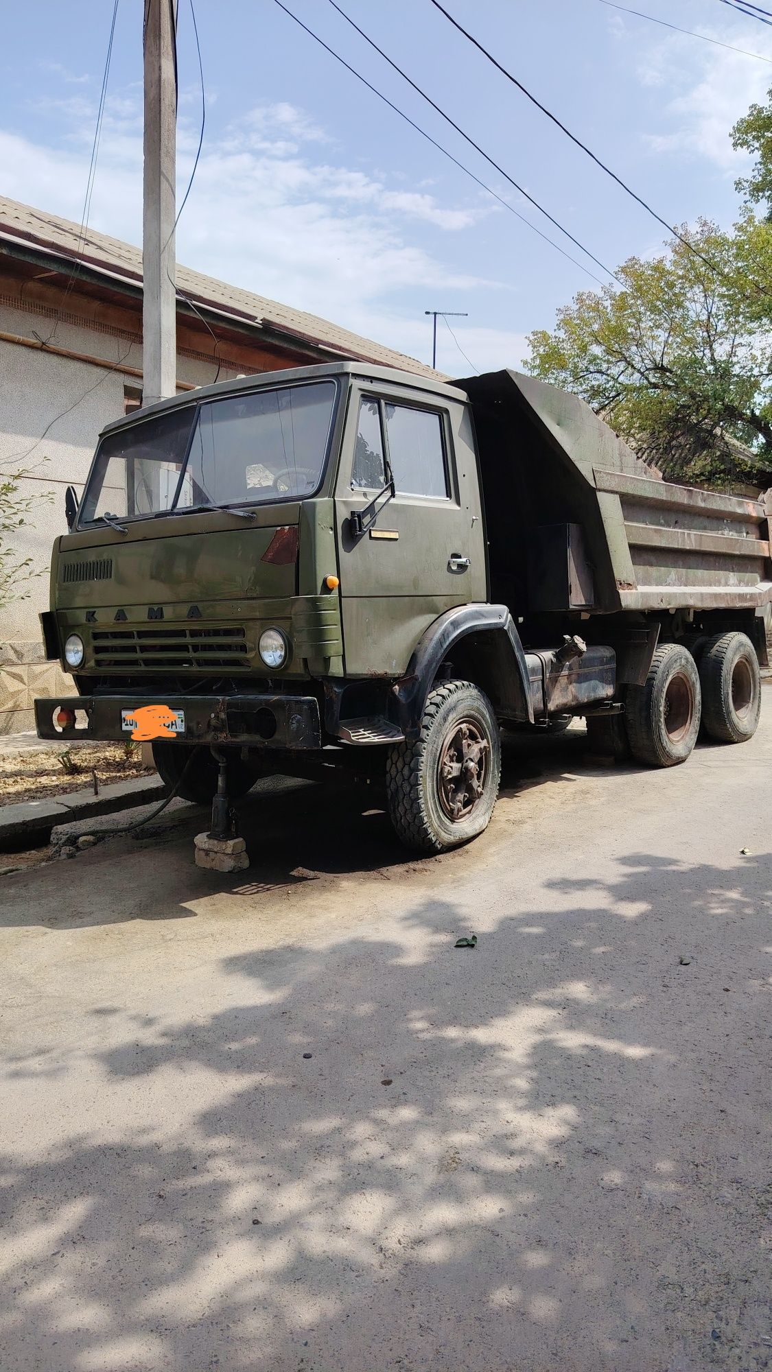 Kamaz 55 11 sotiladi