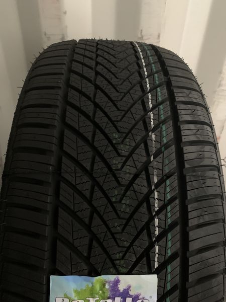 Нови всесезонни гуми ROTALLA SETULA 4 SEASON 225/40R18 92Y XL НОВ DOT