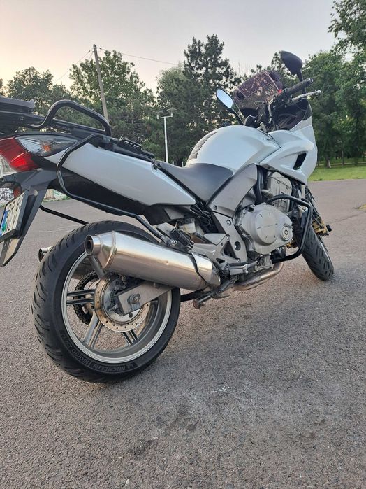 Honda cbf 1000 an 2010
