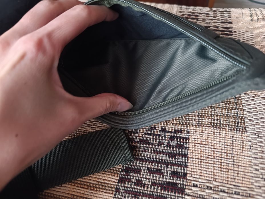 Качественная поясная сумка для бега