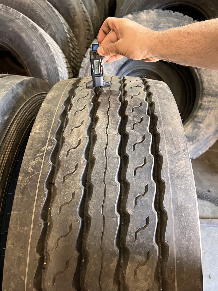 2 anvelope NOI 385/65/22.5 , Michelin X Multi !