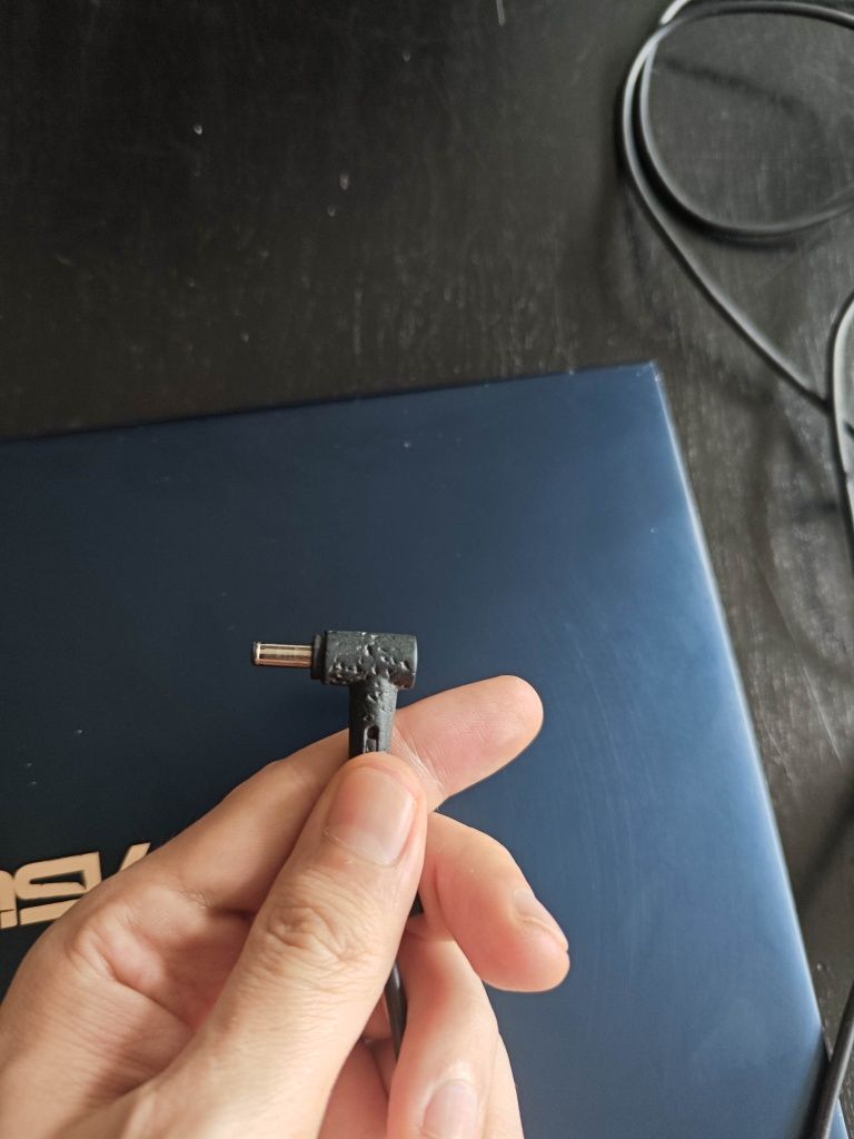 Asus Zenbook 14 UX433FA