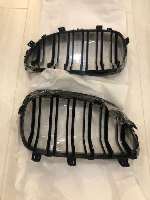 Set Grile/Nari Duble M style Negru Lucios Bmw Seria 5 E60/E61