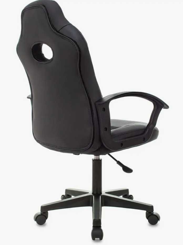 Кресло компьютерное Zombie 11LT с подлокотниками, черный