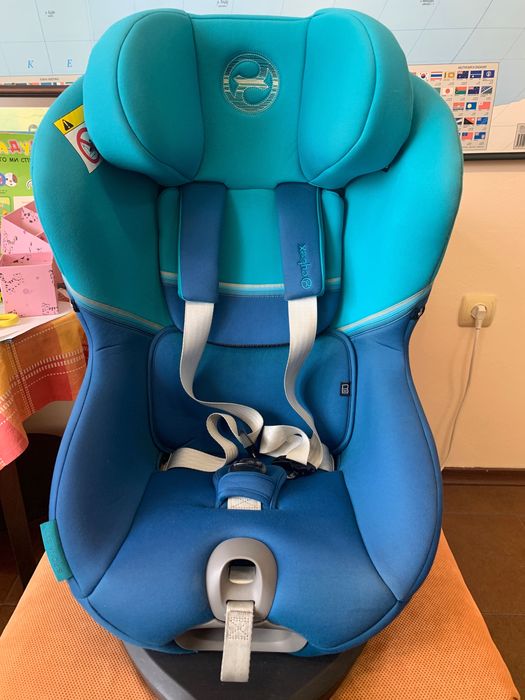 Въртящо детско столче за кола Cybex Sirona SX2 i-Size, до 105см