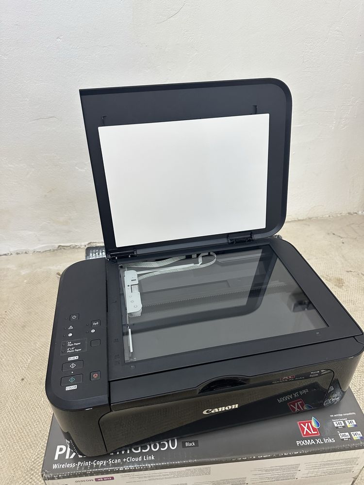 Мултифункционално мастиленоструйно устройство Canon Pixma MG3650S