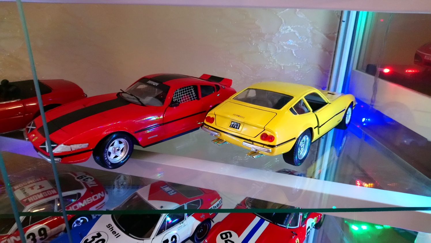 1:18 Ferrari 365 GTB 4  69 г.