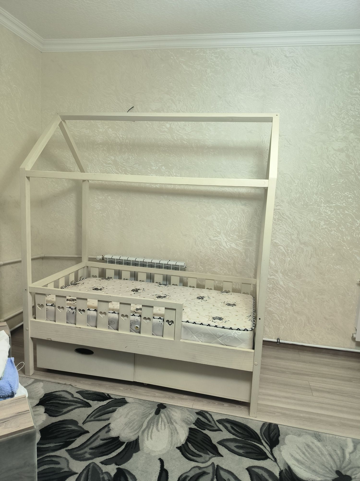 Детская кровать очень удобная