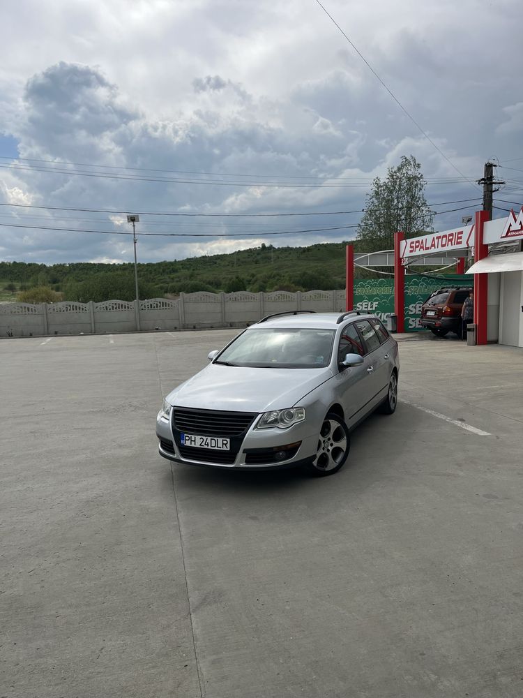 Vand passat, b6! Masina este imecabila nu bate nu troncane.