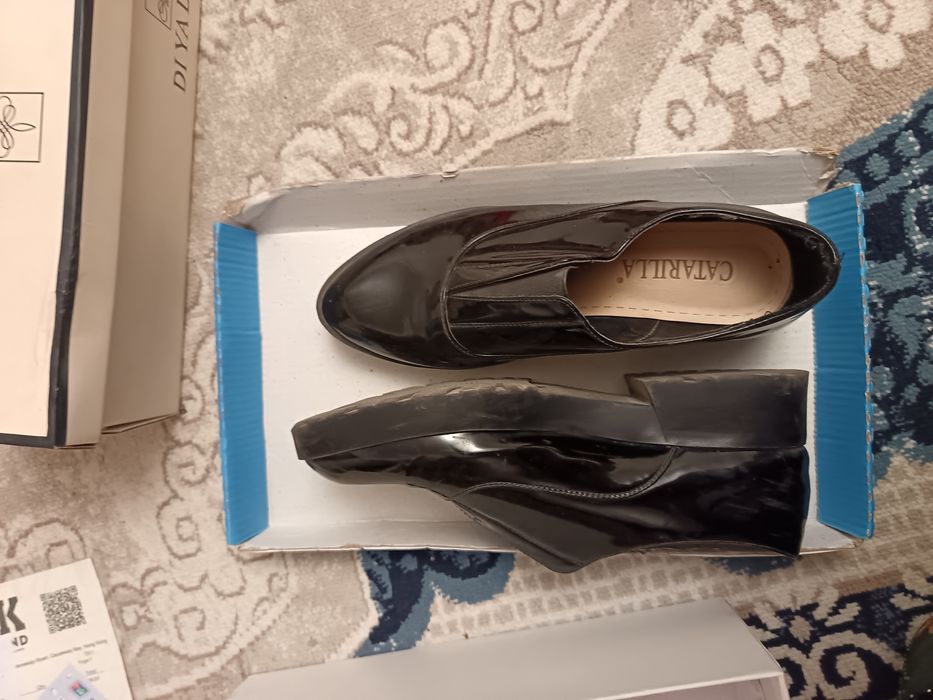 Ботинки женские лакированные