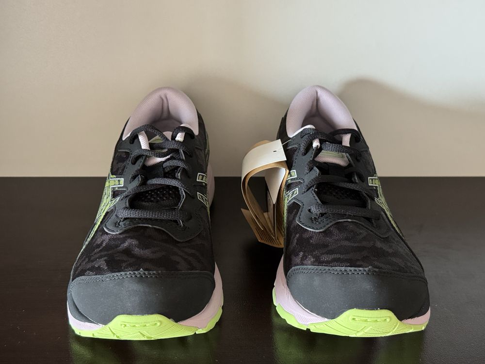 Asics GEL-CUMULUS 23 GS 39.5номер 25см Стелка Нови с Кутия