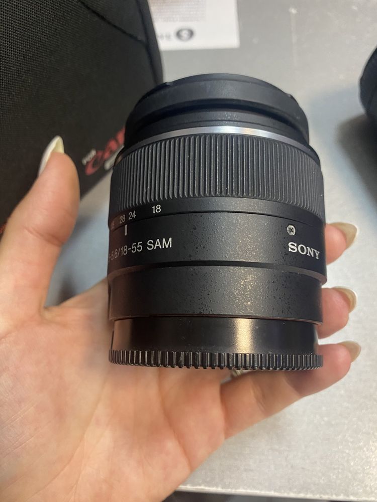 Обектив Sony SAL-1855 DT 18-55mm f/3.5-5.6 SAM