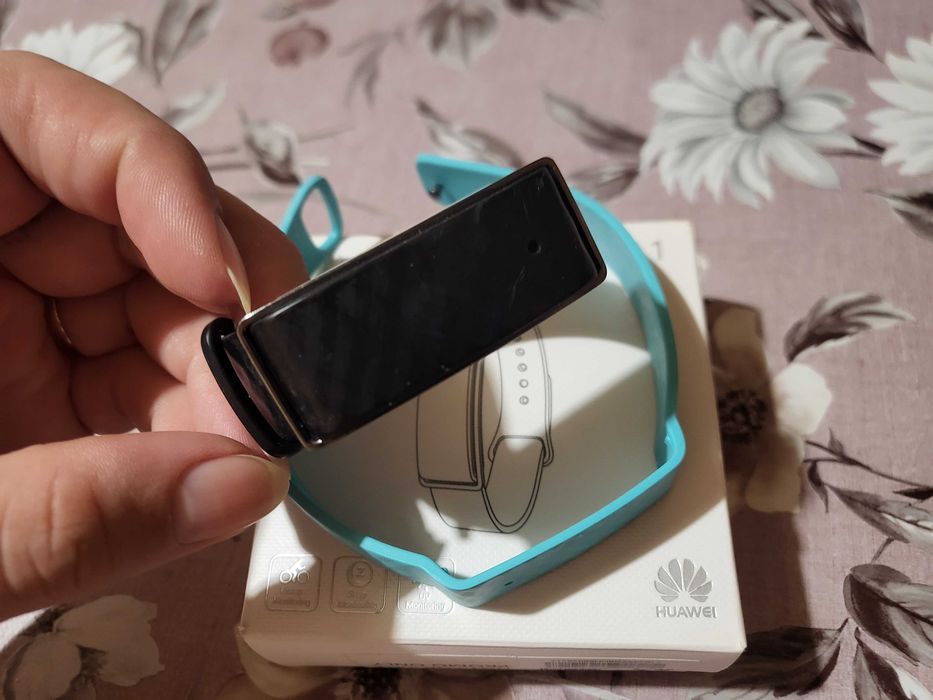 Huawei Color Band A1- смарт гривна