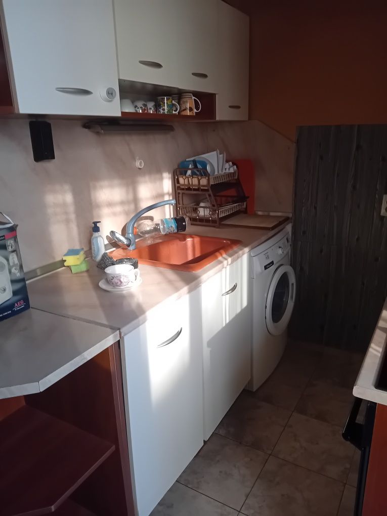 Продавам тристаен Апартамент