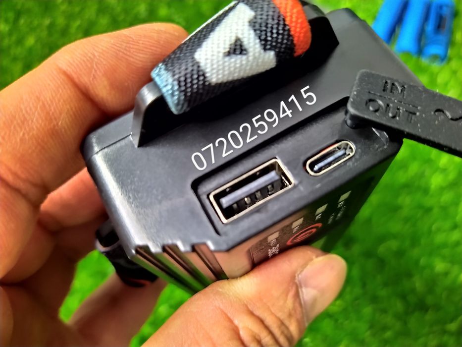 Lanterna Frontala cu Led laser  Pentru Distante Mari 1500-2000 Metri