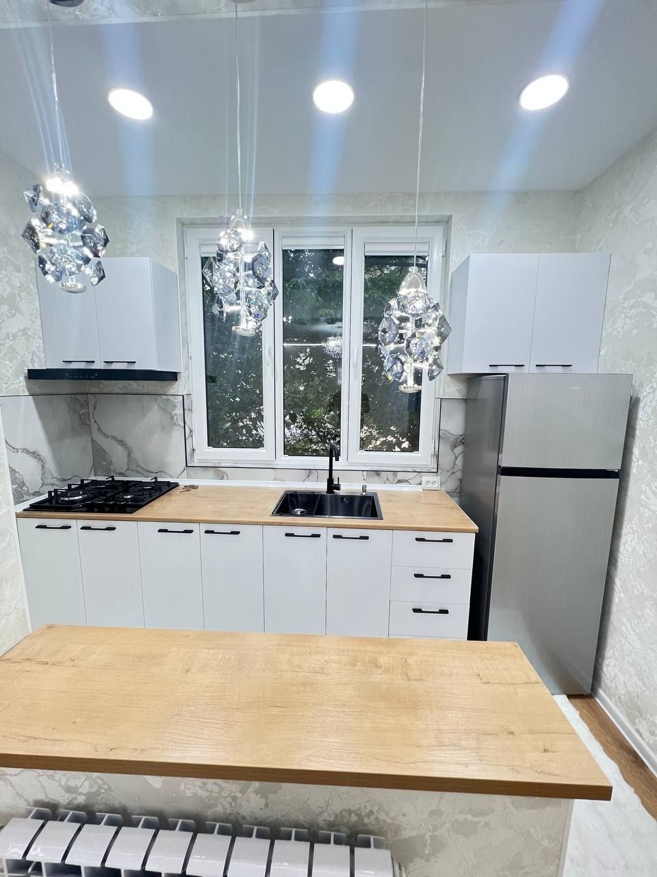 Продаётся Чиланзар 16 1в2 2этаж. Б 1,5*6.