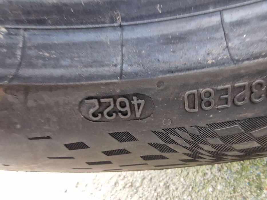 Anvelope 265/40R22 marca Continental, DOT 2022