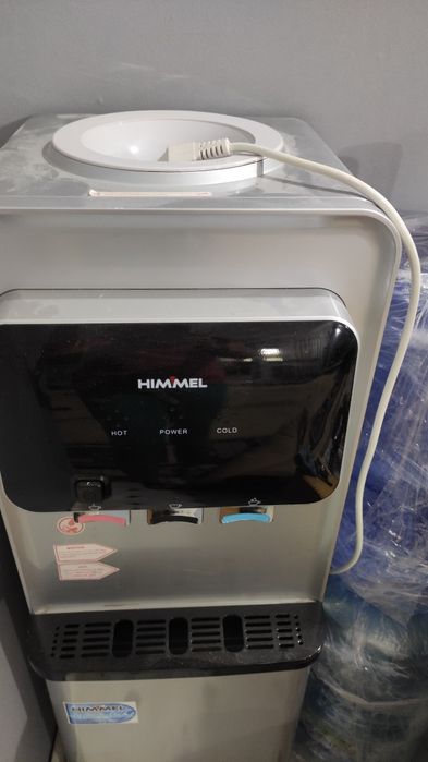 Кулер для воды в хорошем состоянии