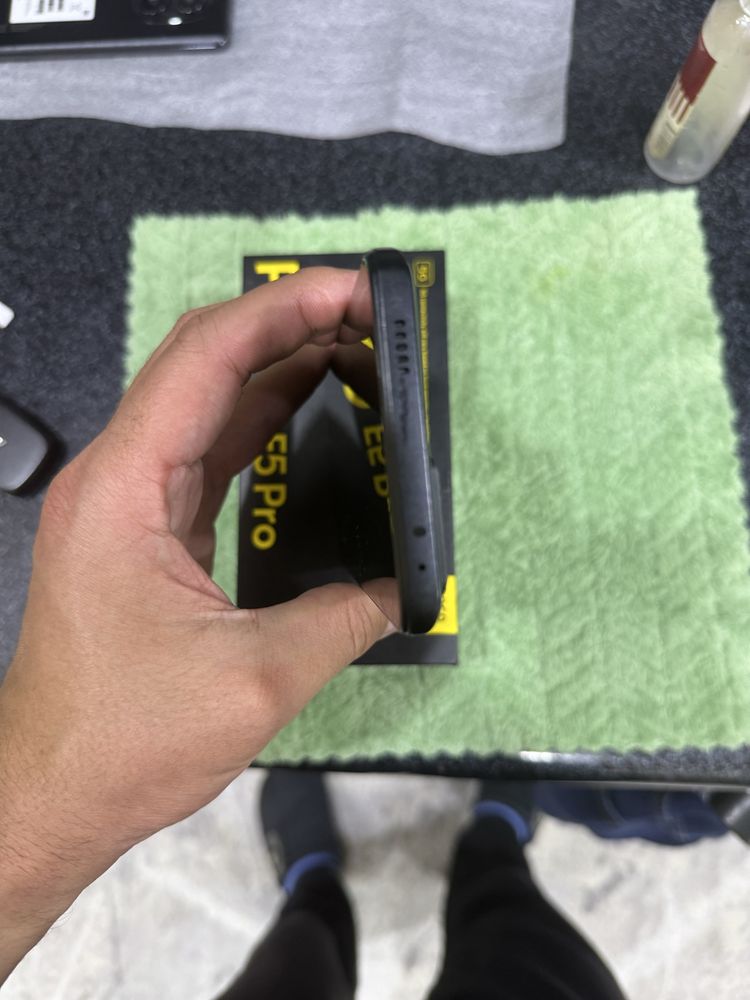 poco f5 pro pamit 12.256g holati ideal karopka dak bor