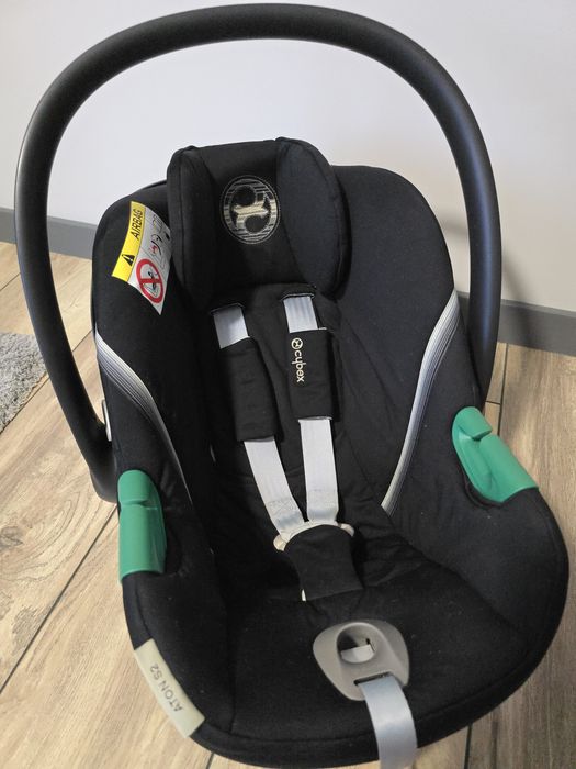 Бебешка кошница/столче за кола Cybex Aton S2 i-Size + Isofix база