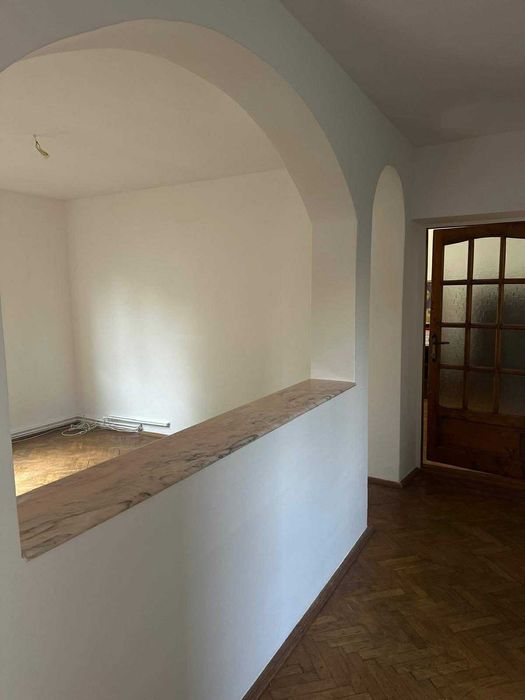 Apartament 3 camere decomandate, Str. Arinului nr. 4, bl 12.