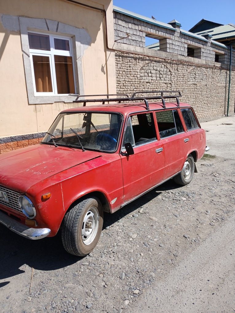 JuguliBaz 2102 Baz