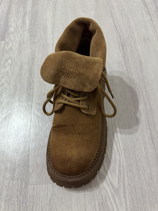 Продам осенние ботинки