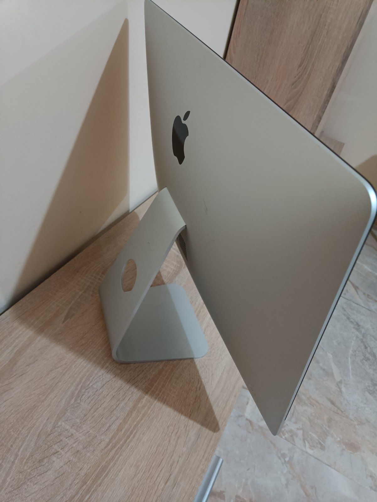 Imac 2 броя внос (apple)