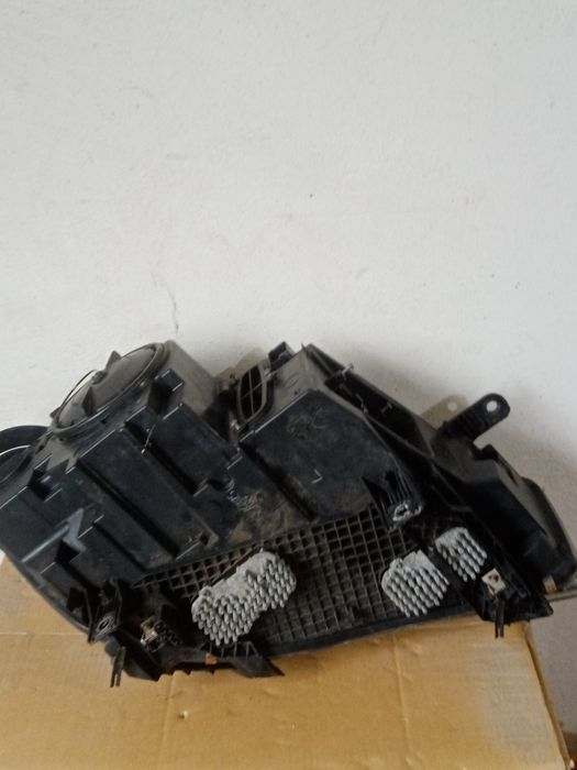 Vând far stânga bmw f15 x5