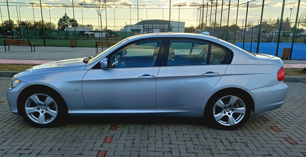 Bmw seria 3, 2009, Euro 5, navi, trapa, Xenon, piele