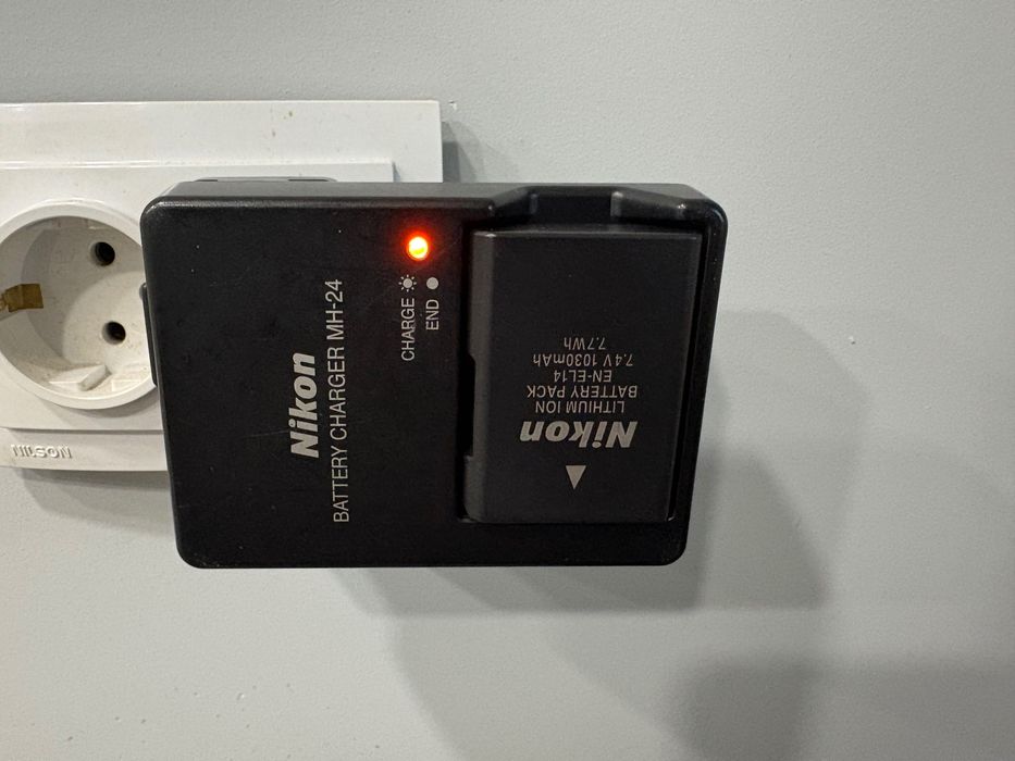 Nikon D3100 и аксесоари