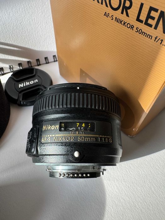 Obiectiv Nikon AF-S 50mm f1.8G la cutie cu toate accesoriile