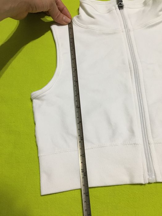 Top scurt alb superb