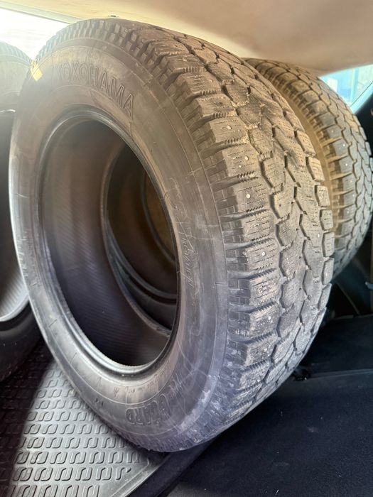 Продам бу зимние шины